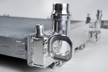 Load image into Gallery viewer, Photo - Close Up