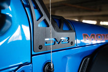 Load image into Gallery viewer, User 1